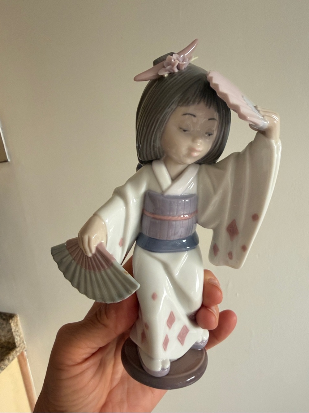 Lladro Delicate Geisha Figurine in Pink, White and Blue